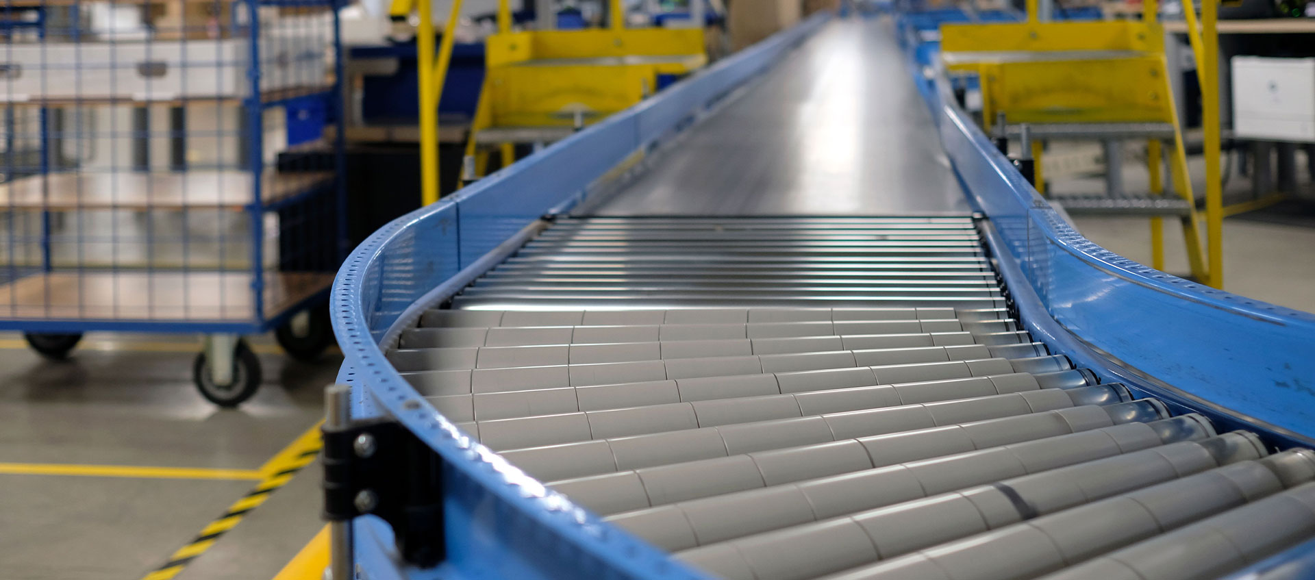 roller conveyor